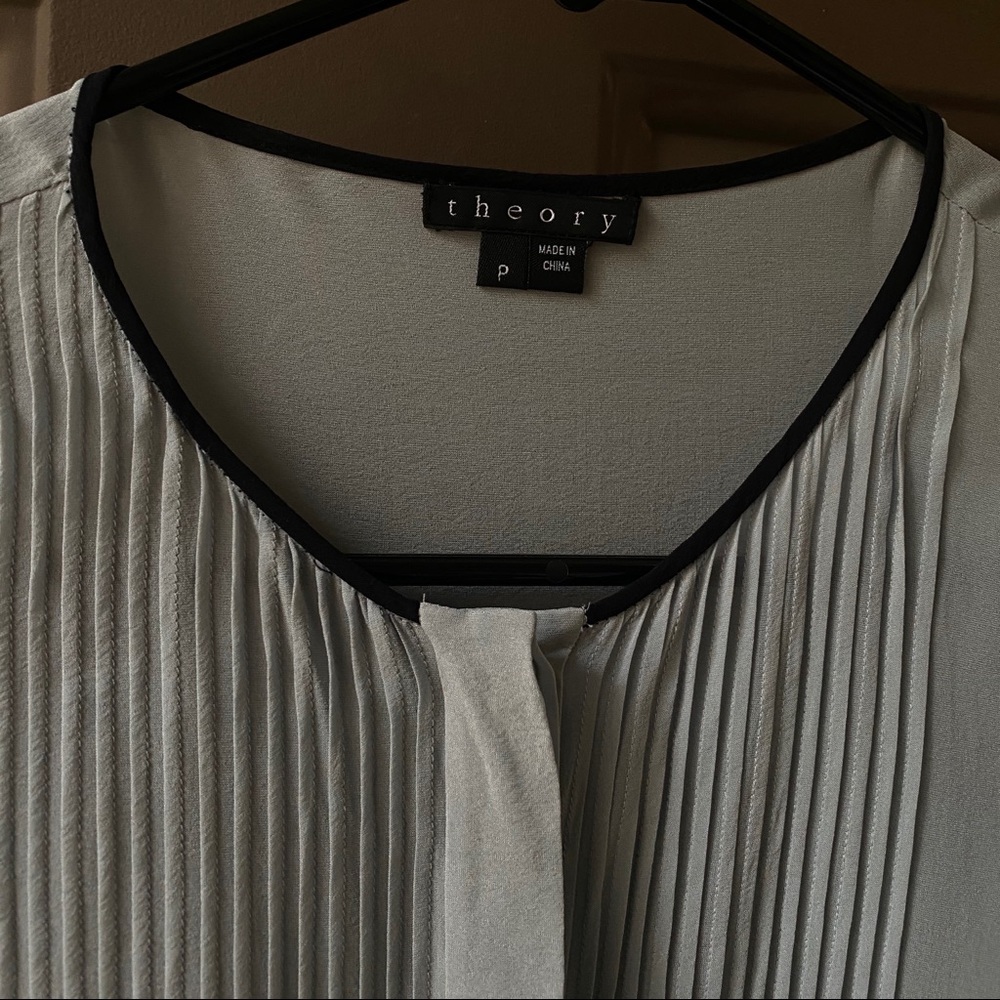 Theory a brand blouse size P - Blue - Picture 3 of 6